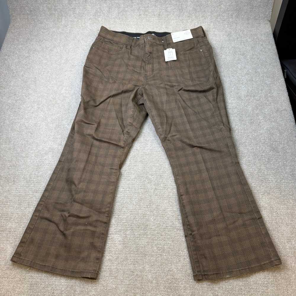 MSRP $48 St John's Bay Womens 16 Brown/Black Check Kick Crop Pants High Rise